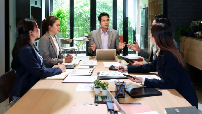 The future of board – C-suite collaboration: From oversight to strategic partnership | e27