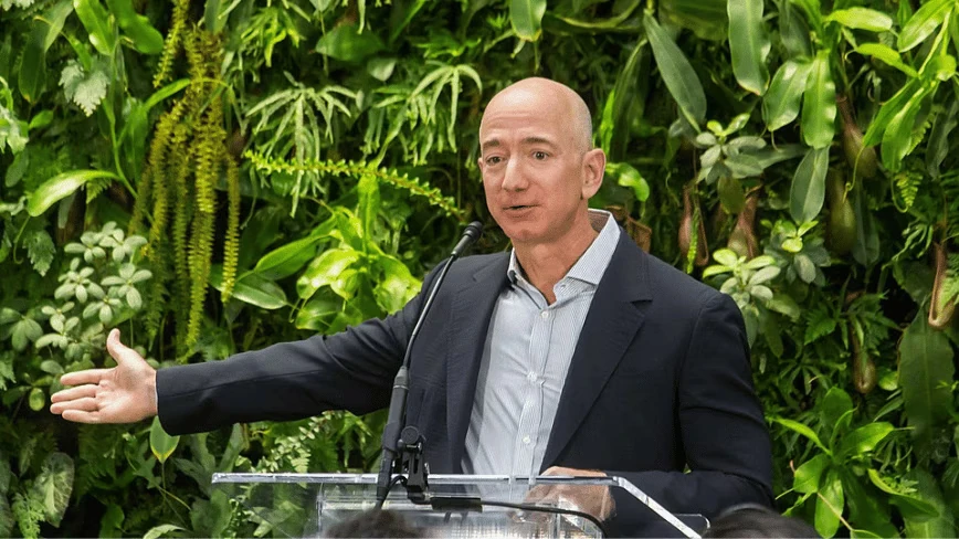 Jeff Bezos’s representative just left the board of a startup that raised $1.4 billion on his name. The first truck has not been built.