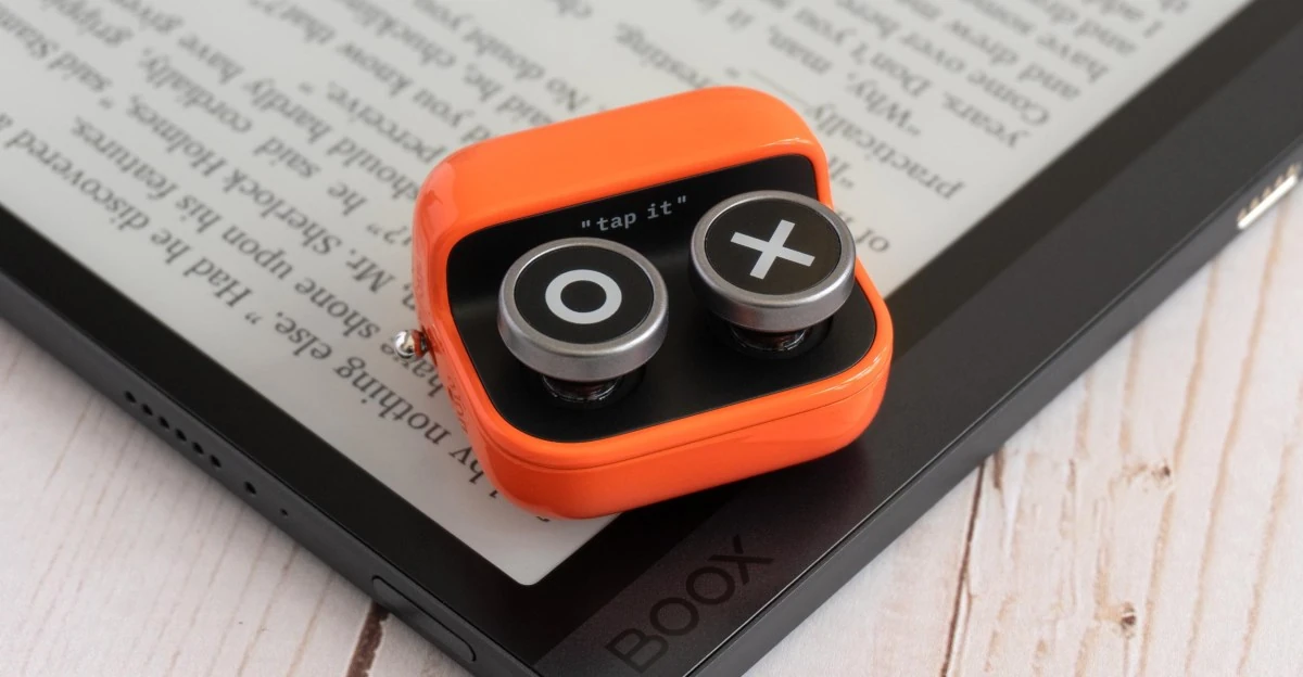 Boox’s quirky page-turning remote won me over