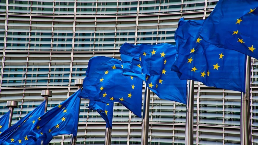 Brussels moves to put AWS and Azure under its toughest tech rules