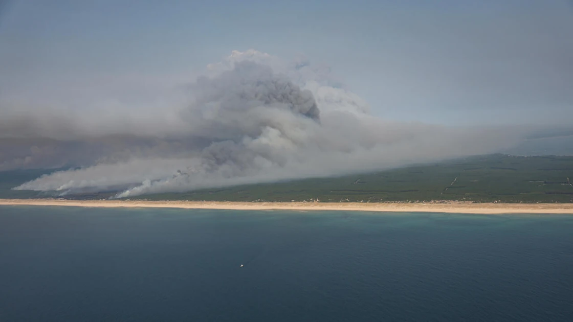 French firefighters face 'pyrocumulonimbus' for first time