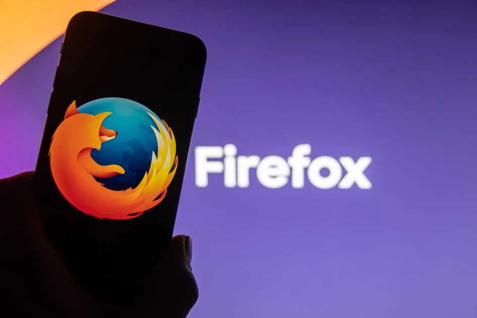 Firefox 156 shows ads in the address bar (dubbed "Firefox Suggest")