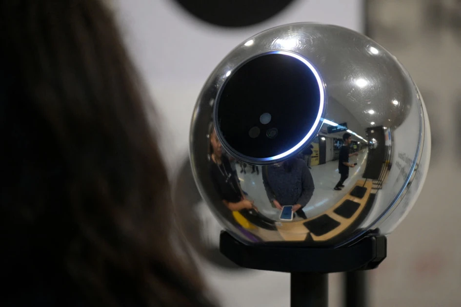 World launches tool to verify humans behind AI shopping agents | TechCrunch