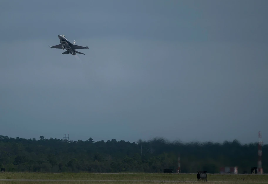 DARPA, U.S. Air Force fly AI-controlled F-16