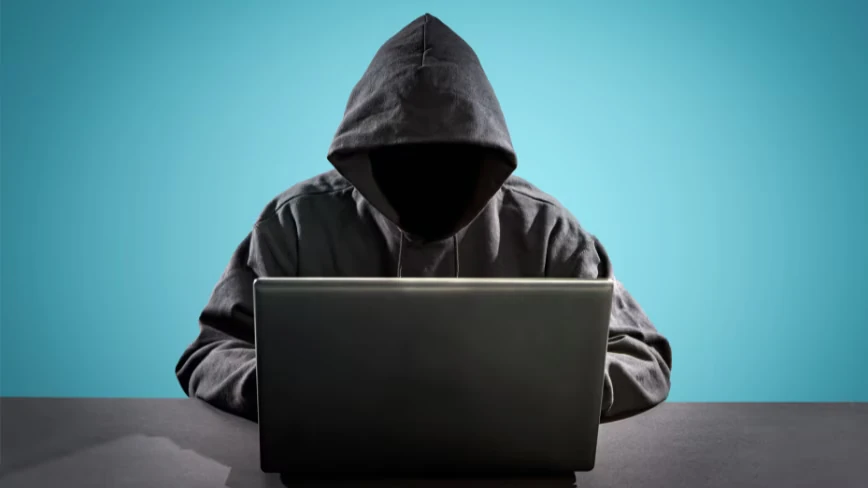 FBI says Russian intelligence hackers have a new trick for reading your Signal messages, and it works even after you change phones