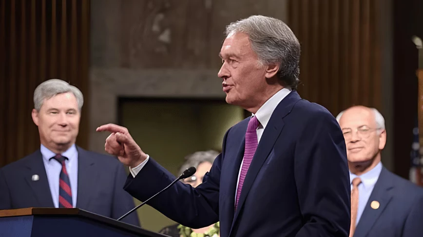 A US senator has a plan to make AI answer for its harms. It starts with your local data centre