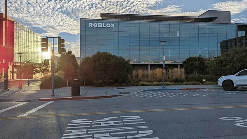 Fairplay and NCSE ask the FTC to investigate Roblox over child safety and ‘unfair and deceptive’ marketing