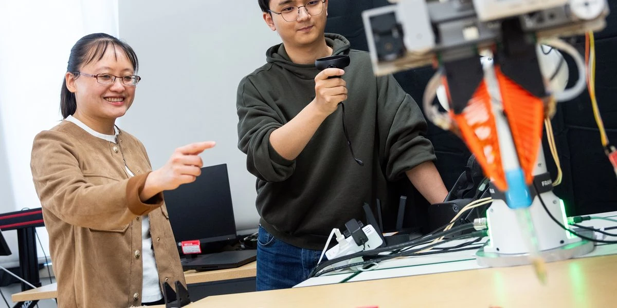 Award-Winning Researcher Trains Robots to Make Educated Guesses