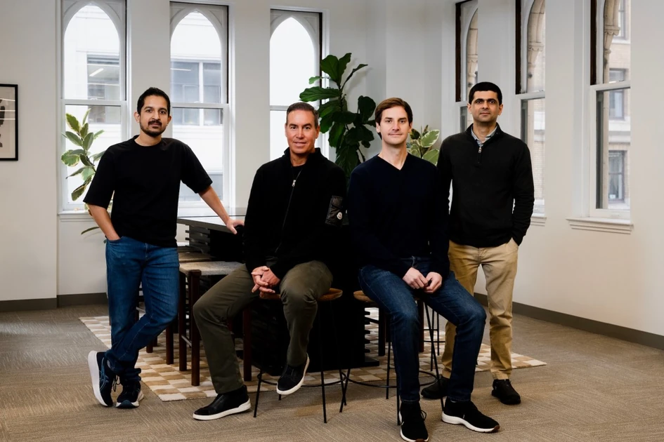 Former Founders Fund VC Sam Blond launches AI sales startup to upend Salesforce | TechCrunch