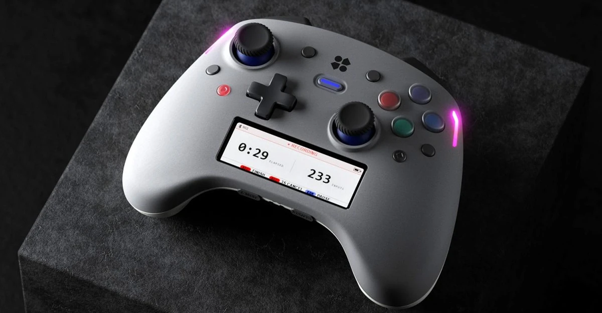 Genki’s new customizable controller has a big screen and adjustable buttons