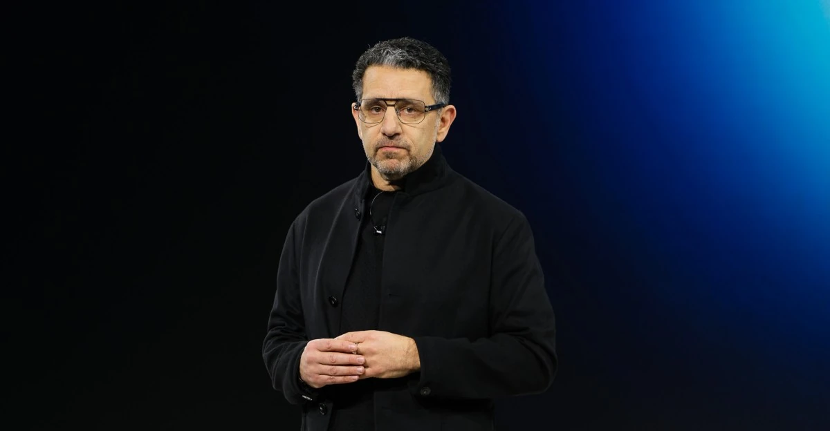 Amazon’s Panos Panay addresses new Fire phone rumors