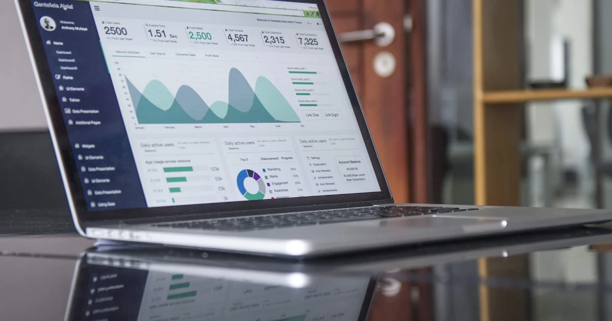 How to Get Your First SaaS Users Without Paid Ads