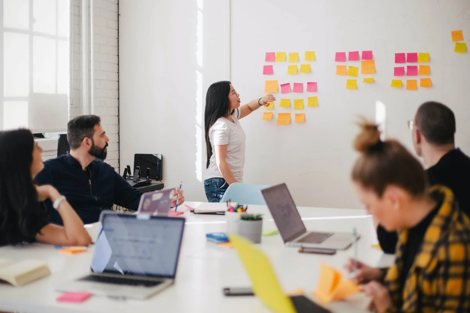 11 Best Online Collaboration Tools to Boost Your Capacity