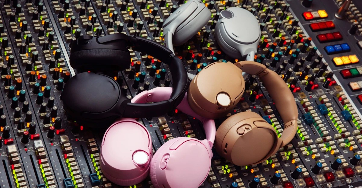 Skullcandy’s bass-boosting Crusher headphones now come with Bose’s ANC