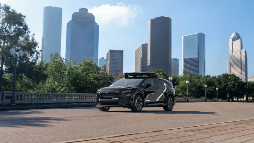Uber’s robotaxi service is heading to Houston to take another swing at Waymo