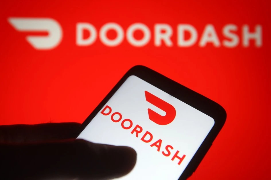 DoorDash launches a new ‘Tasks’ app that pays couriers to submit videos to train AI | TechCrunch