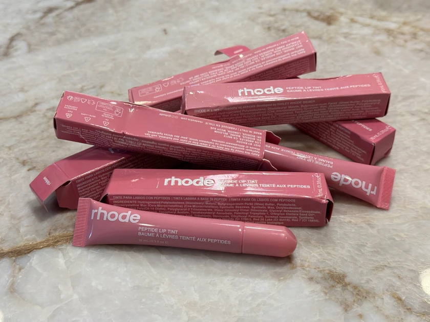 Identifying fake cosmetics using AI