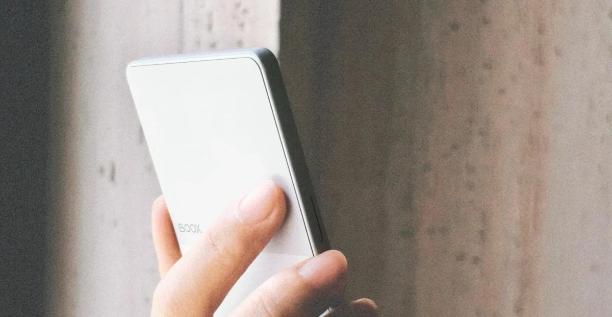 Boox is taking on Xteink with its own tiny e-reader