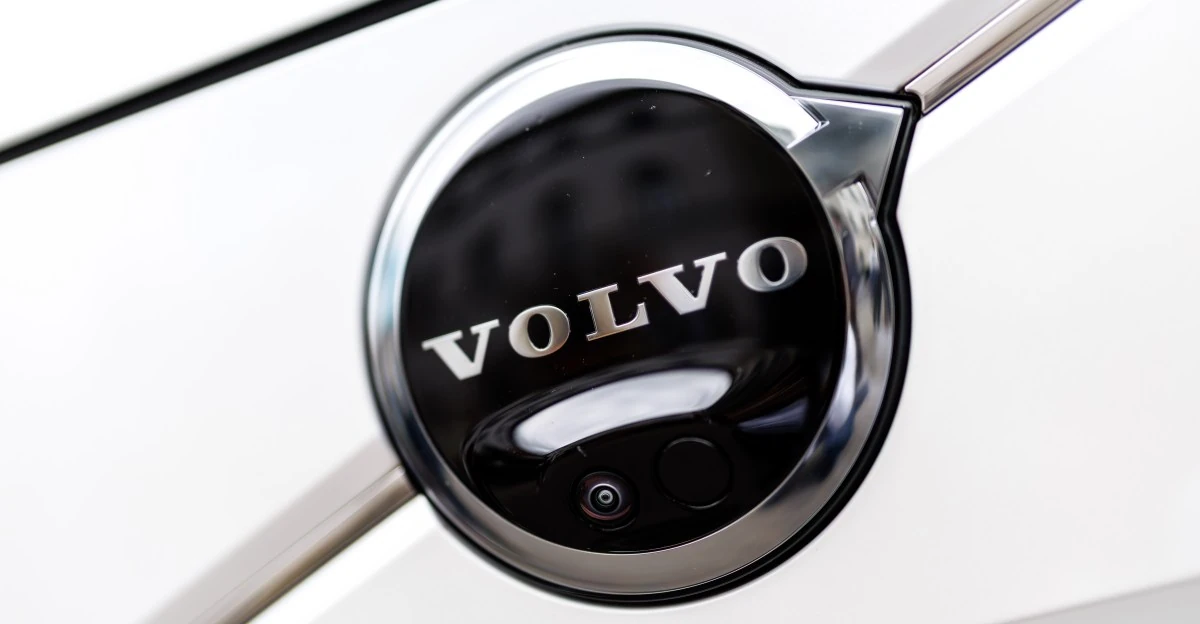 Volvo is trying to put its EV stumbles in the rearview
