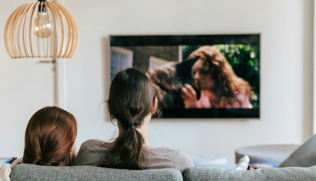 Heavy TV watching associated with smaller brain structures, study finds
