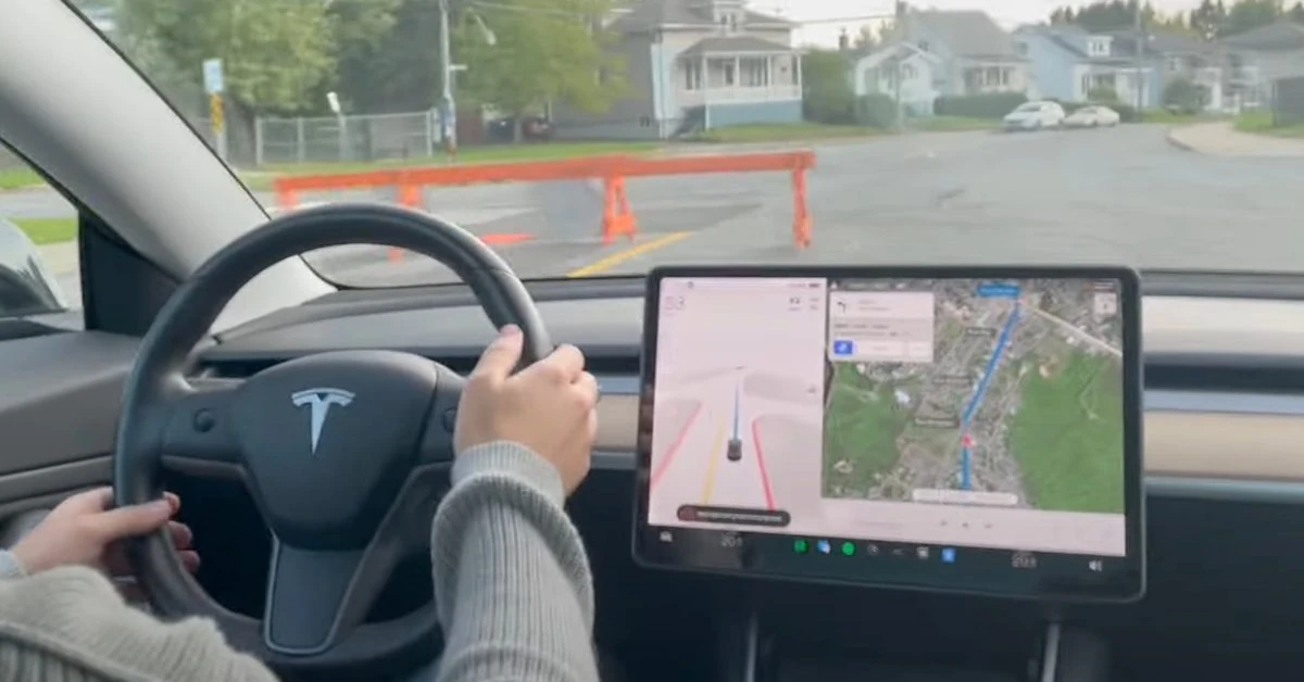 A Tesla ran a stop sign and killed a man, Full Self-Driving/Autopilot was on