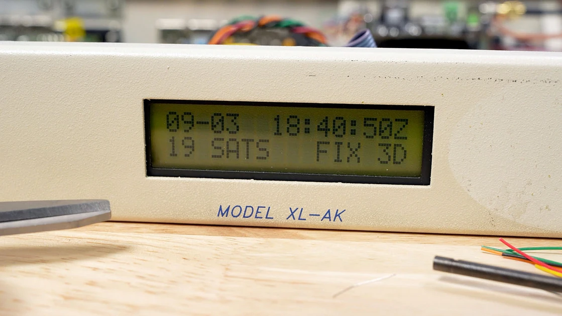 Rebuilding a 1995 GPS Time Server so I don't get Telstra'd
