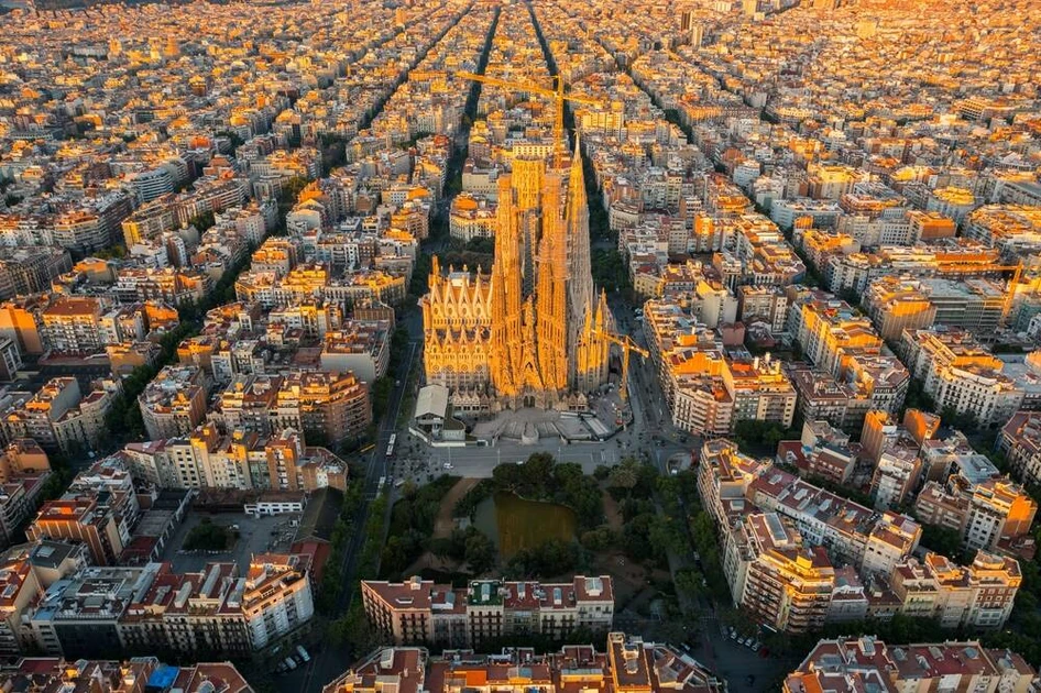 ZTE Unveils Full-Stack AI at MWC Barcelona 2026