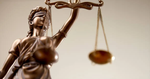 15 Best Law Courses in South Africa | Cost and Requirements