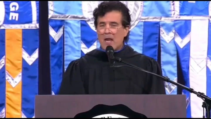 'You can hear me now or pay me later' Music exec tells graduates booing AI