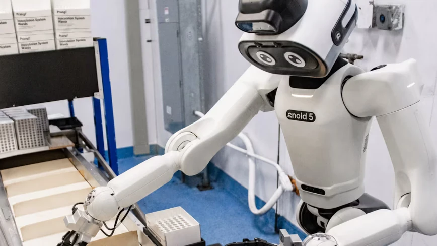 Delivery robot startup Robot.com bets its next act on wheeled humanoids for kitchens and warehouses