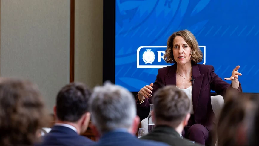 UK tech secretary vows to push pension funds into British AI startups