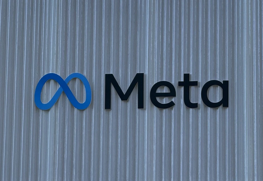 Meta is building AI data centers in tents