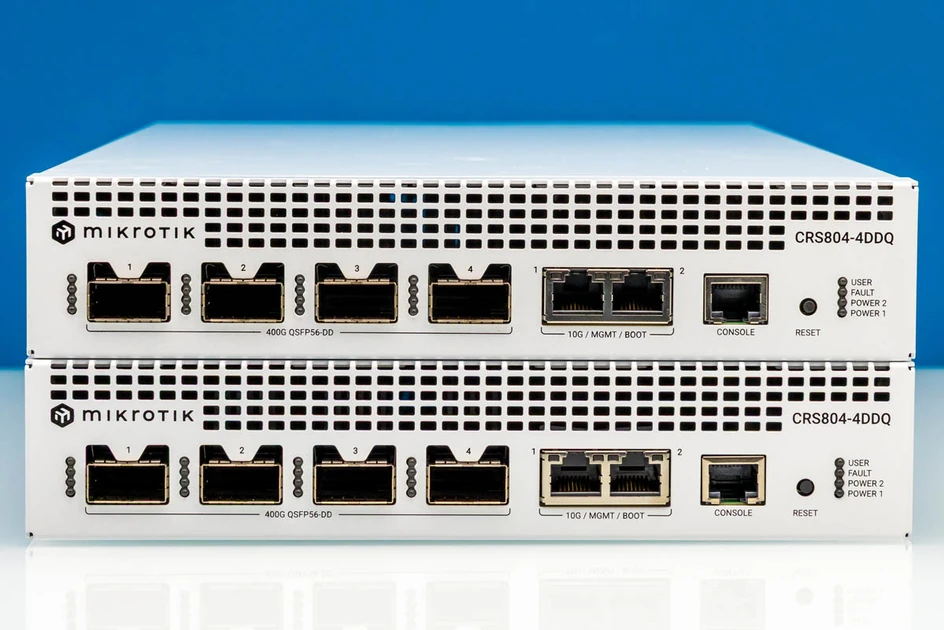 Cheap Desktop 400GbE Switch MikroTik CRS804-4DDQ-HRM Review
