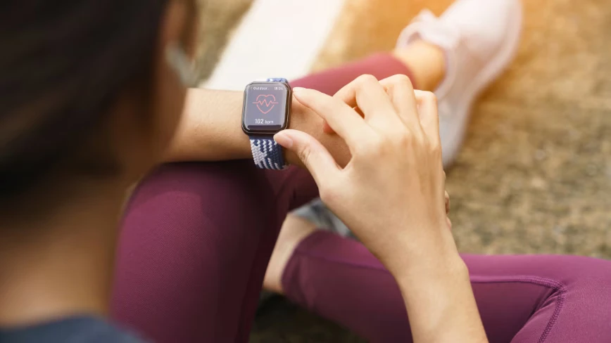 The Apple Watch is 11 years old and losing momentum. Screenless rivals are winning the next phase.