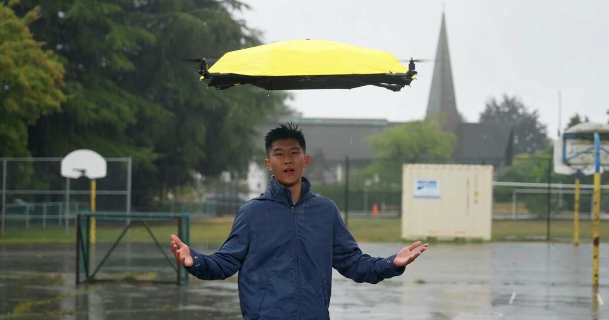 Autonomous flying umbrella follows and shields users from rain and sunlight