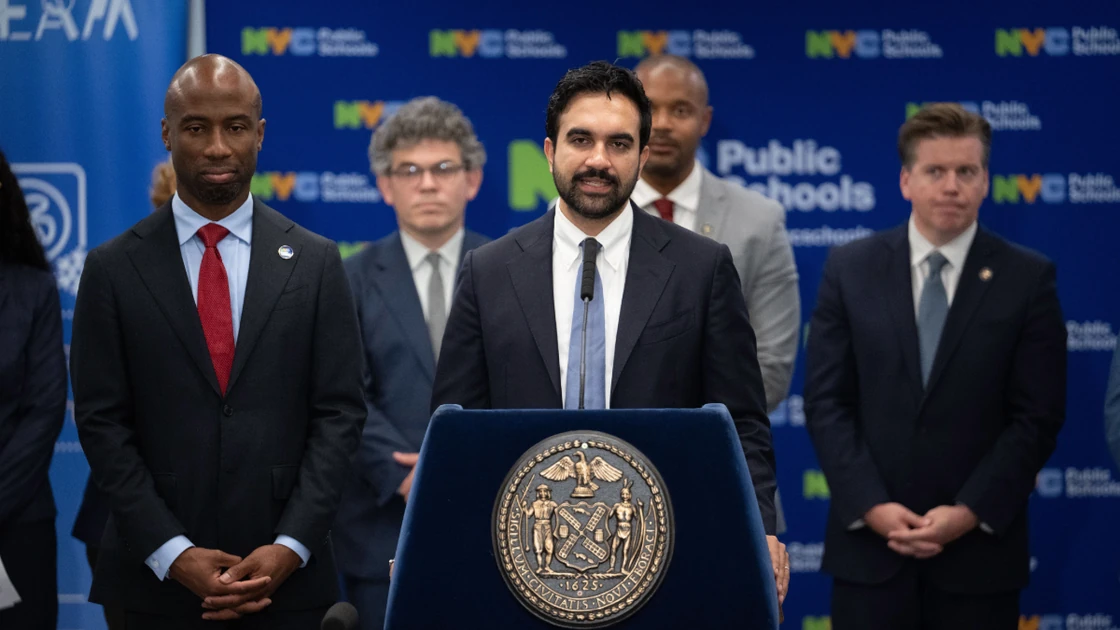 America's Two Largest School Districts Impose AI Moratoriums
