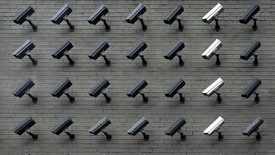 Spying Chrome Extensions: 287 Extensions spying on 37M users