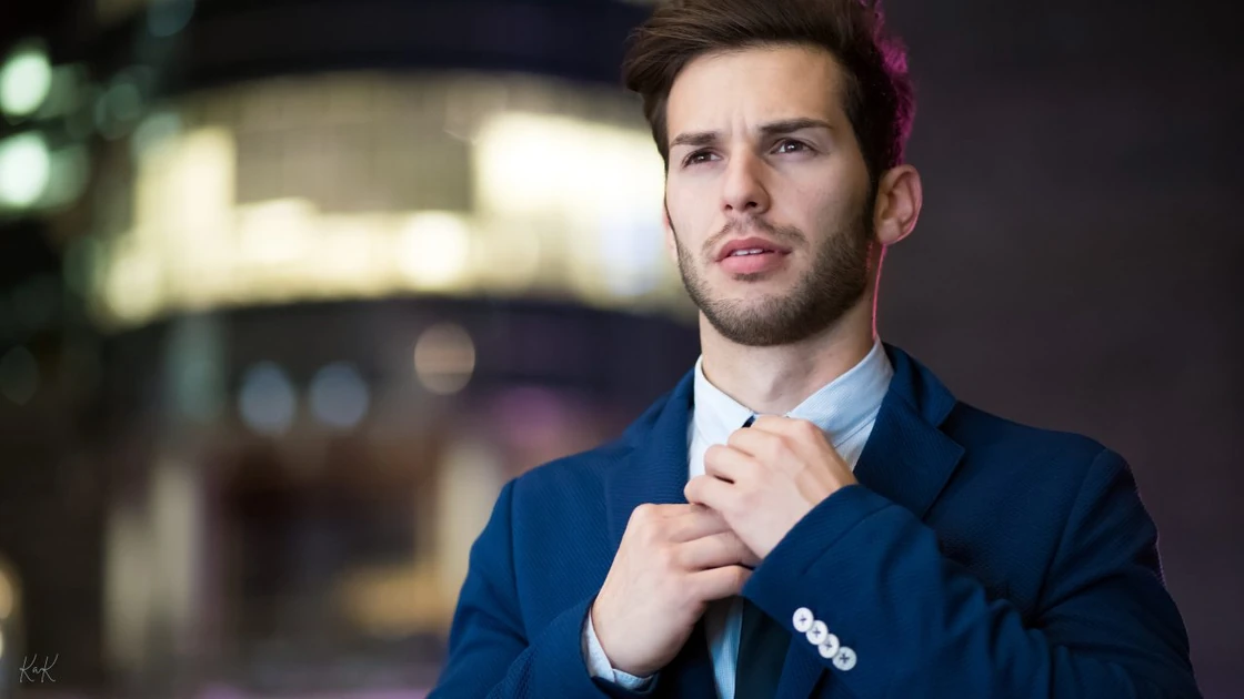 Launching Your Side Business: The 10 Key Steps Every Entrepreneur Must Know (And Why Mindset Is Everything)