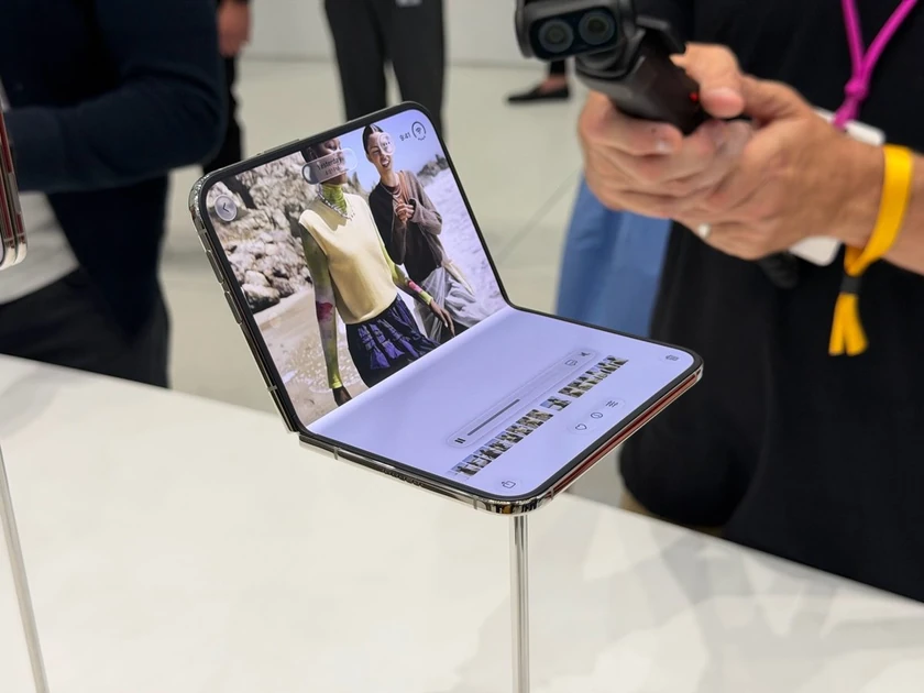 iPhone Duo vs iPad: How they differ
