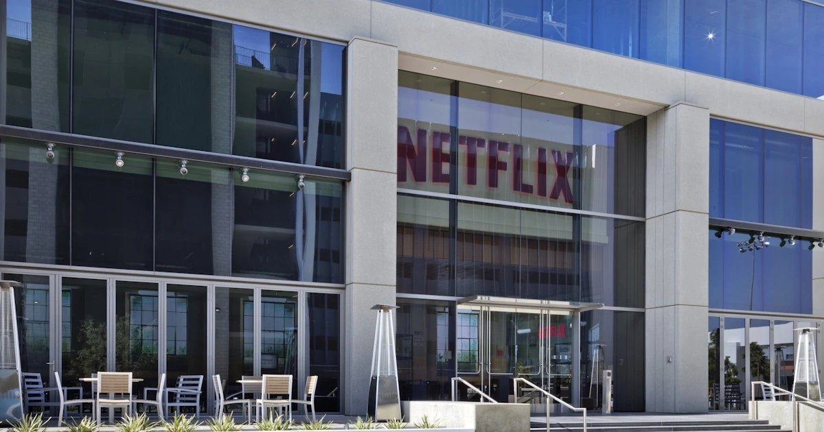 10 Hugely Successful Companies that Reinvented Their Business