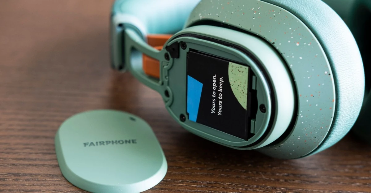 User-replaceable batteries are coming back in a big way