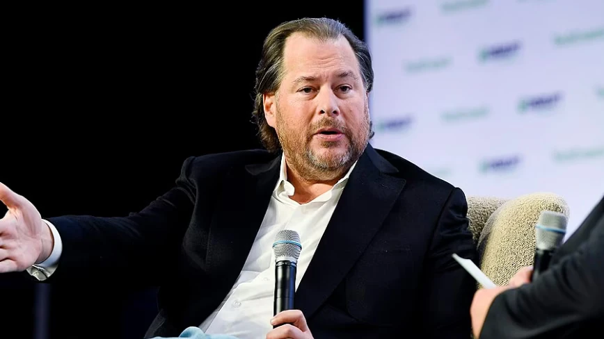 Salesforce employees are confused about why the company is promoting a competitor inside Slack
