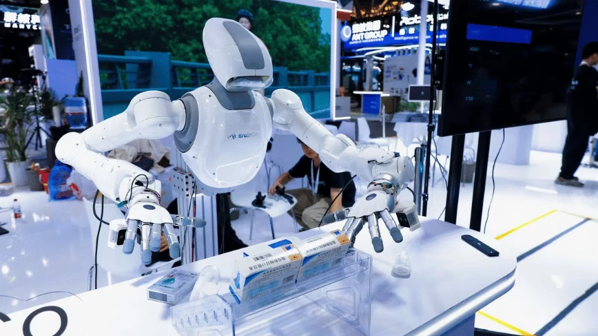 China’s BrainCo showed a platform that lets you control robots with your mind
