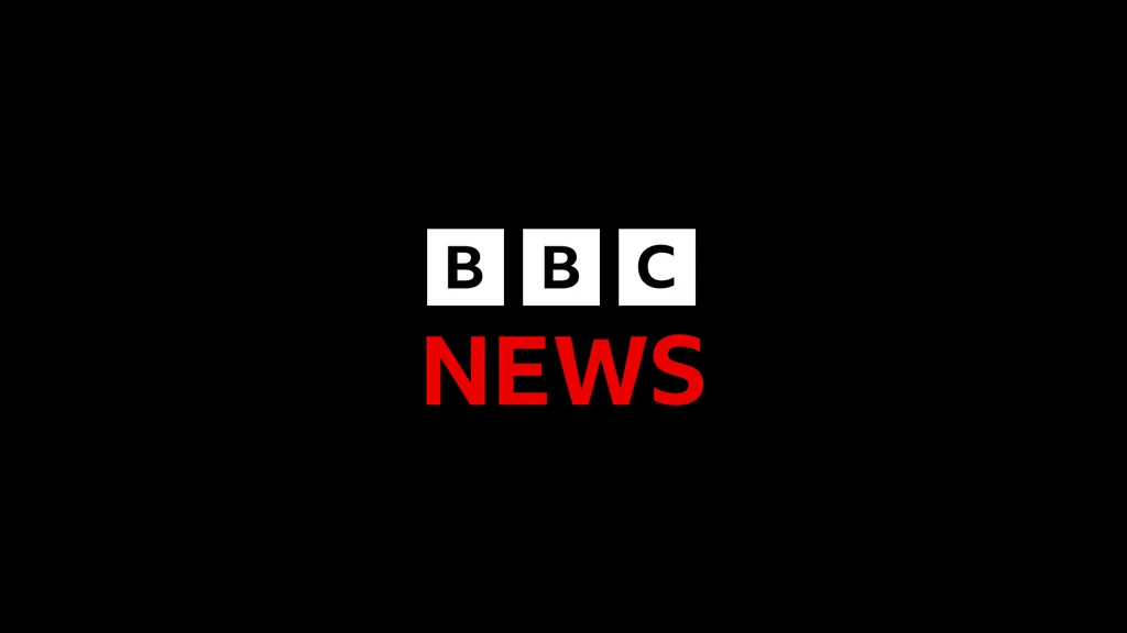 Under-16s to be banned from social media, Starmer announces