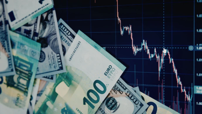 Crypto market cap drops to US$2.3T as Fed rate cut hopes fade after hot jobs report | e27