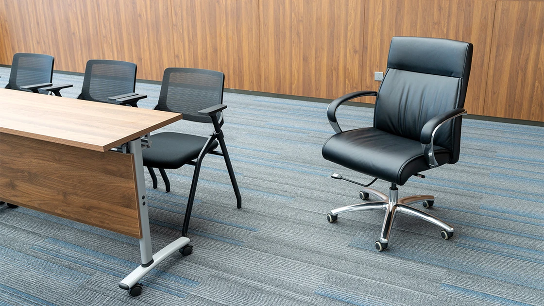 The Keys to Succeeding Under a New Manager