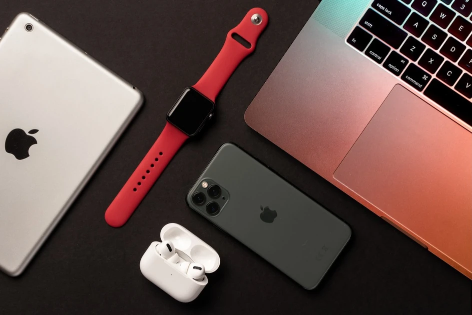 Apple stockpiles inventory as it braces for ‘significant supply constraints’
