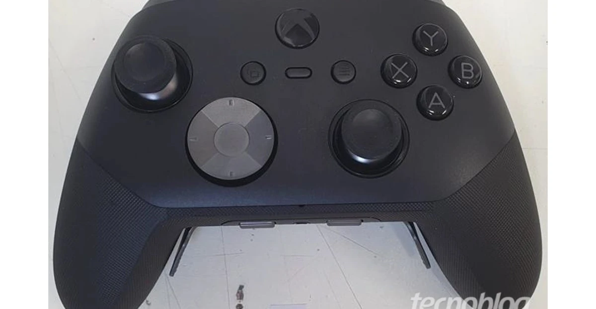 Leaked images reveal Xbox Elite 3 controller with mysterious new buttons