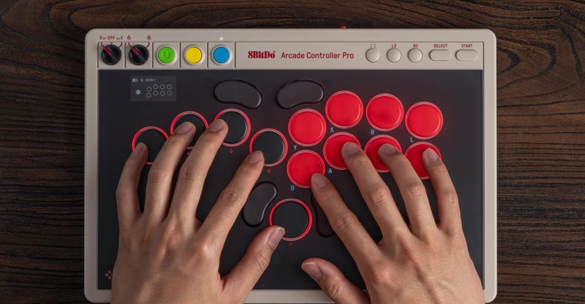 8BitDo’s all-button controller gets a screen upgrade for customizations without an app