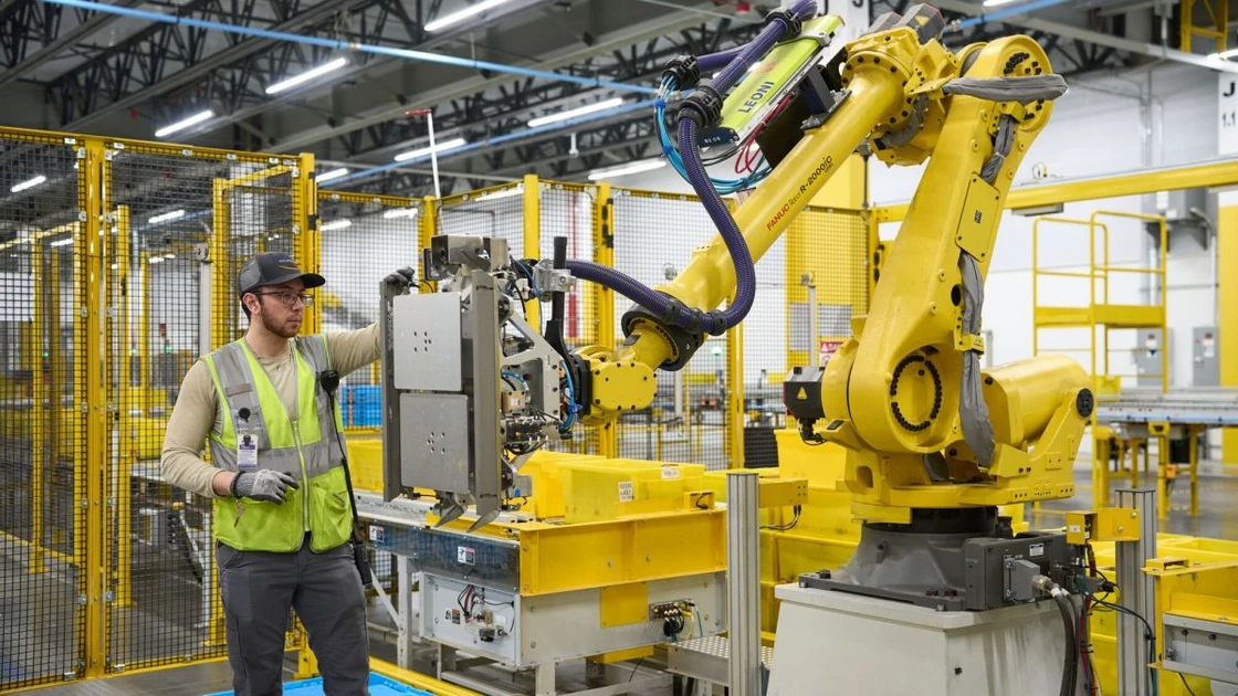 Amazon halts Blue Jay robotics project after less than six months | TechCrunch